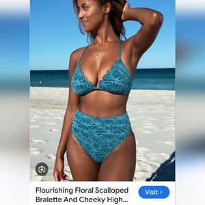 CupShe bikini, size M, new with tags